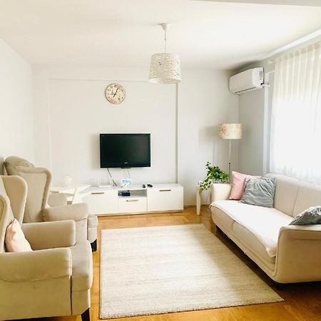 Cozy City Center Apartment Prizren Eksteriør billede